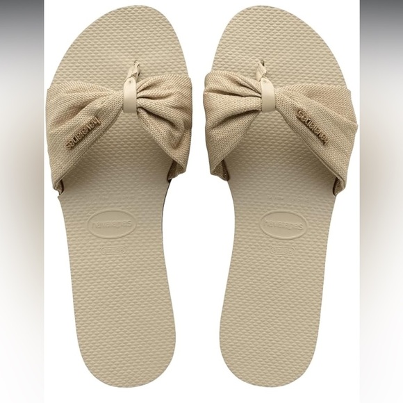 Havaianas St. Tropez Shine Cream and Gold Sandals with Elegant Bow size 6 - Picture 2 of 7